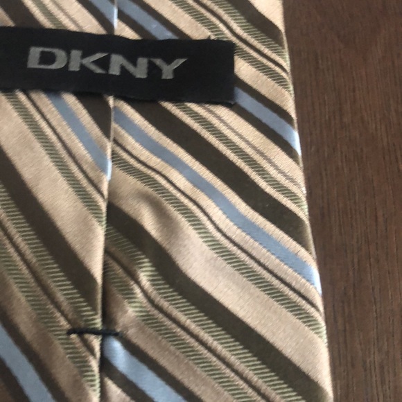 NWT DKNY tag - Picture 2 of 6